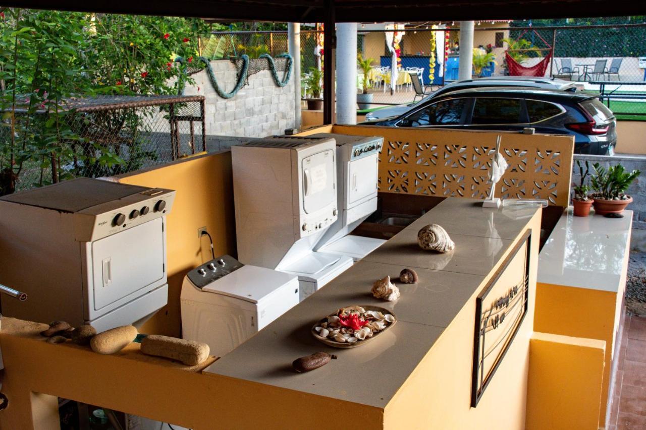 Roxy'S Bed & Breakfast Boca Chica Exterior foto