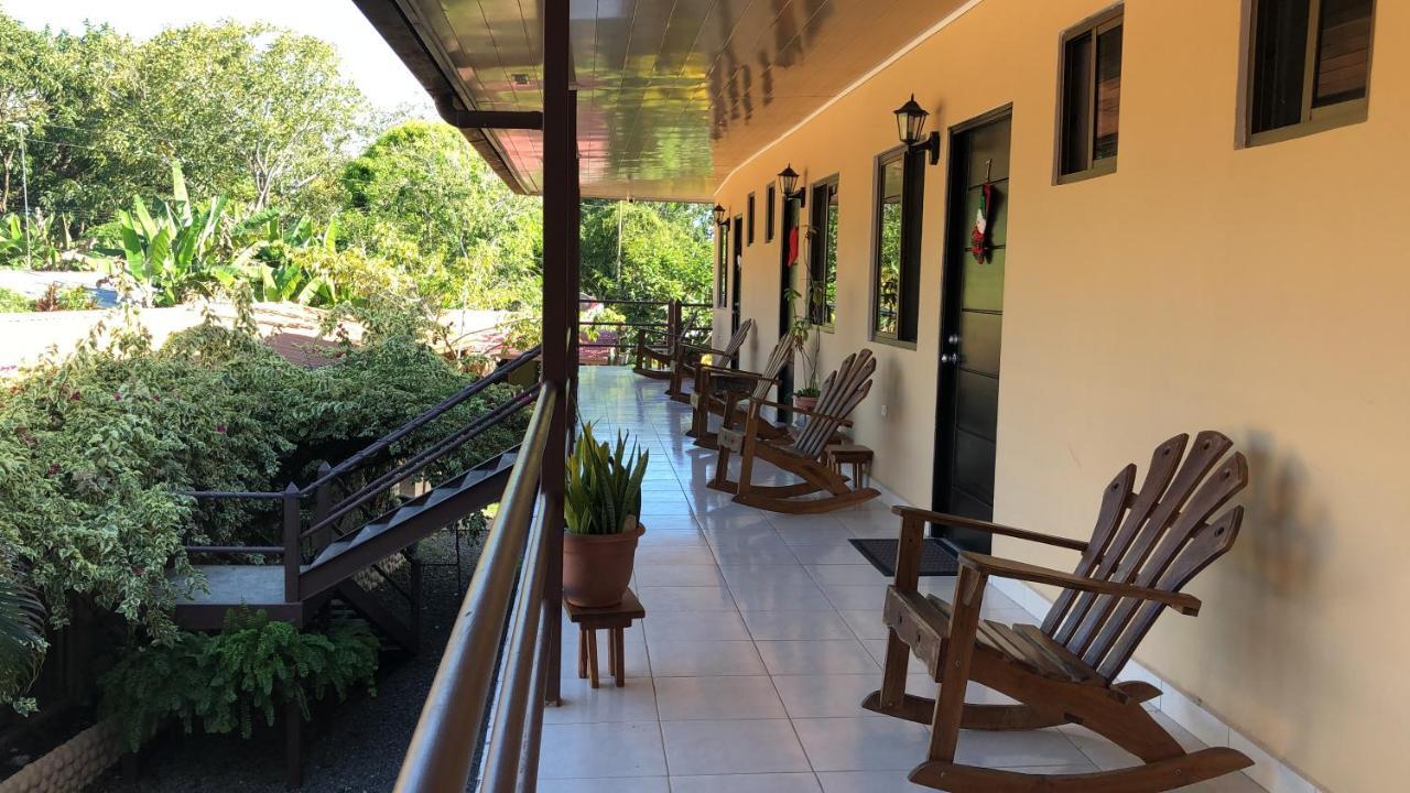 Roxy'S Bed & Breakfast Boca Chica Exterior foto